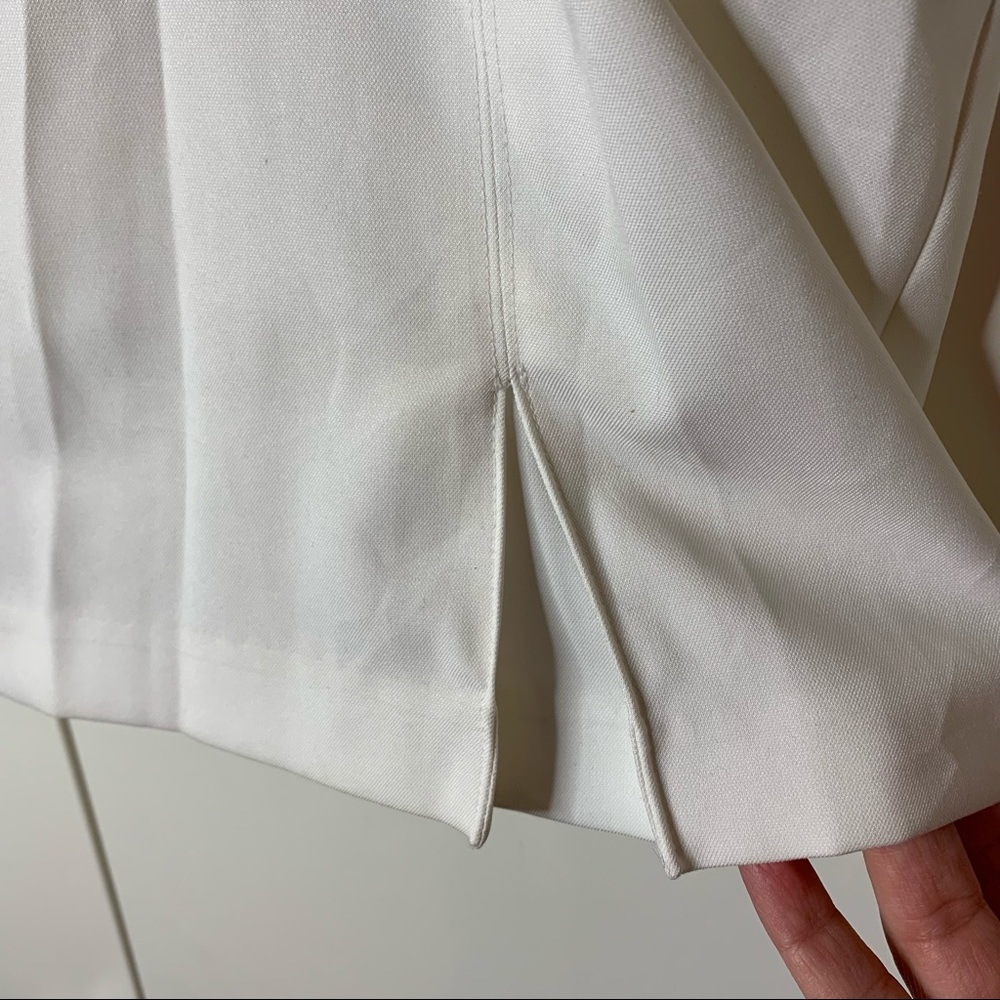 Women’s Izod Golf Skort - Picture 5 of 12